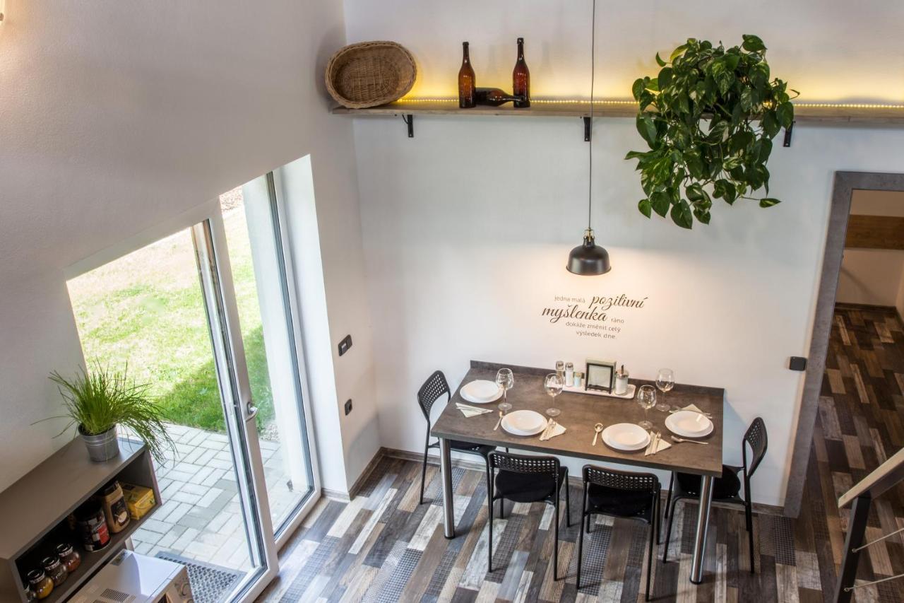Rodvínov Apartmany Pod Lesem II מראה חיצוני תמונה